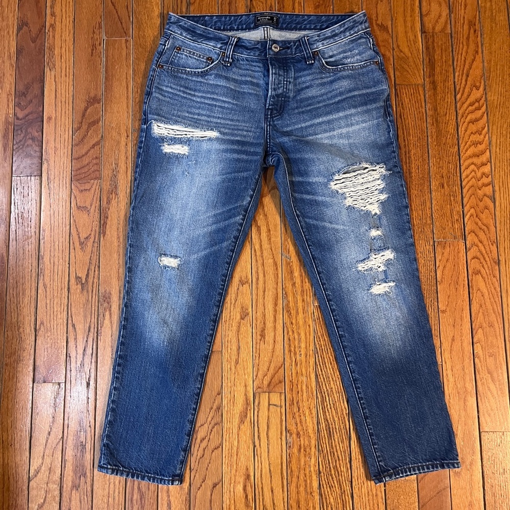 Abercrombie & Fitch 27 4s Ames slim boyfriend distressed Jeans NWOT